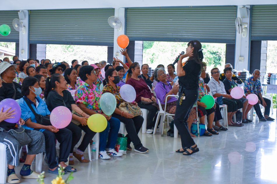  โครงการอบรมส่งเสริมการดูแลสุขภาพแบบองค์รวม สำหรับผู้สูงอายุตำบลวังนกแอ่น