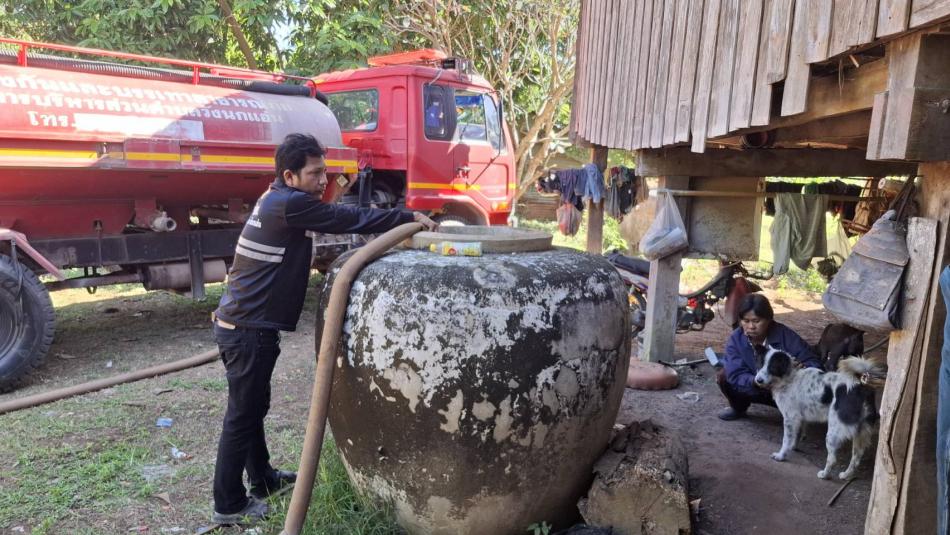 งานป้องกันและบรรเทาสาธารณภัย ให้การสนับสนุนน้ำอุปโภคแก่ประชาชนในพื้นที่ตำบลวังนกแอ่น